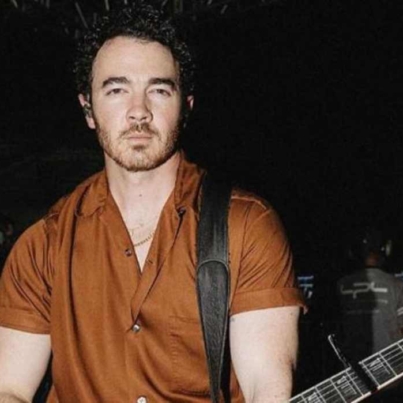 kevin-jonas-de-los-jonas-brothers-se-somete-a-una-intervencion-de-cancer-de-piel-151281