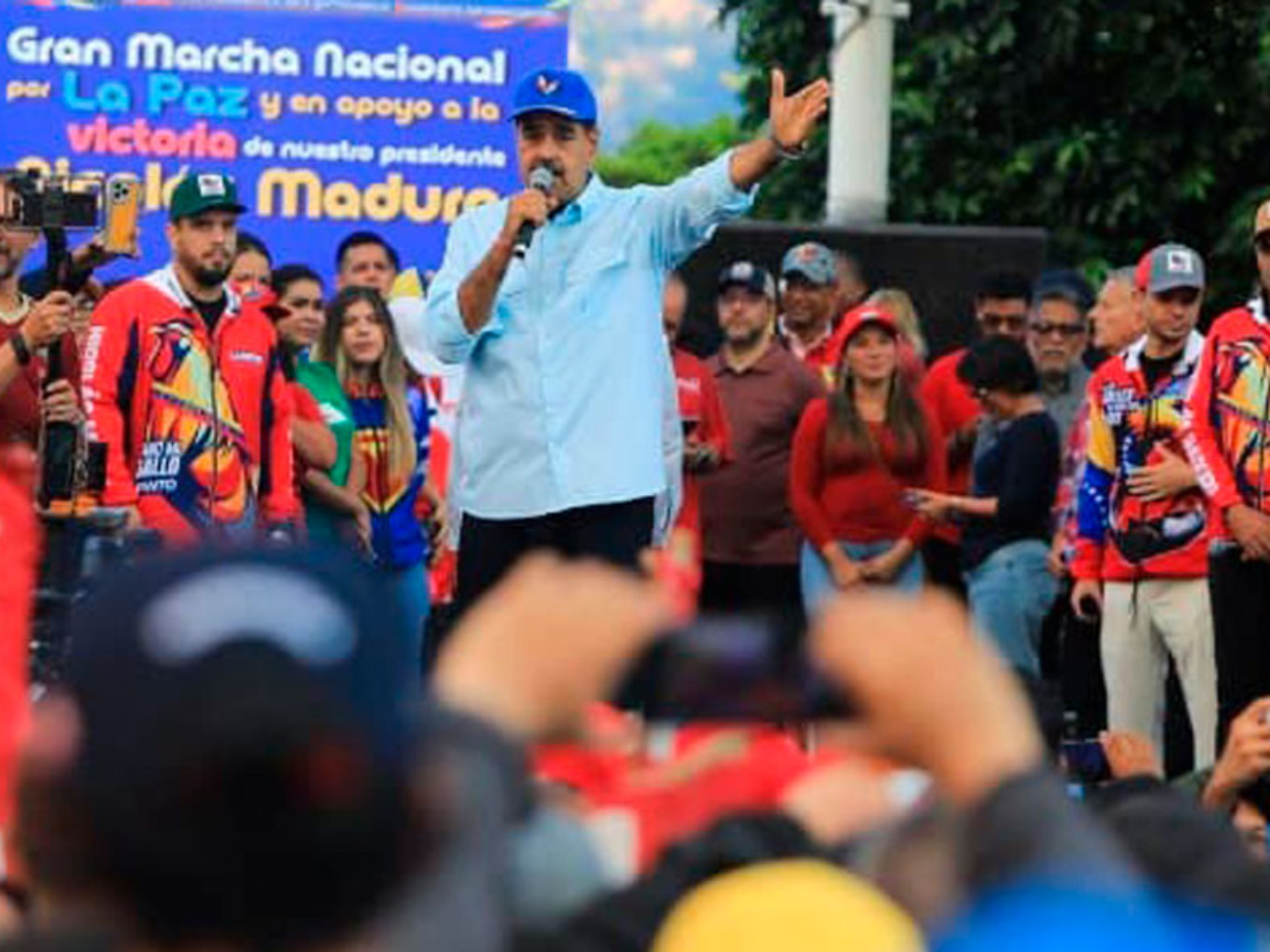 presidente-maduro-ordena-acelerar-la-aprobacion-de-la-ley-contra-el-fascismo-neofascismo-y-expresio-156407