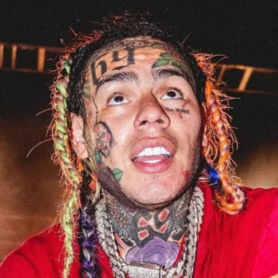 emiten-orden-de-arresto-internacional-contra-el-rapero-tekashi-69-159114