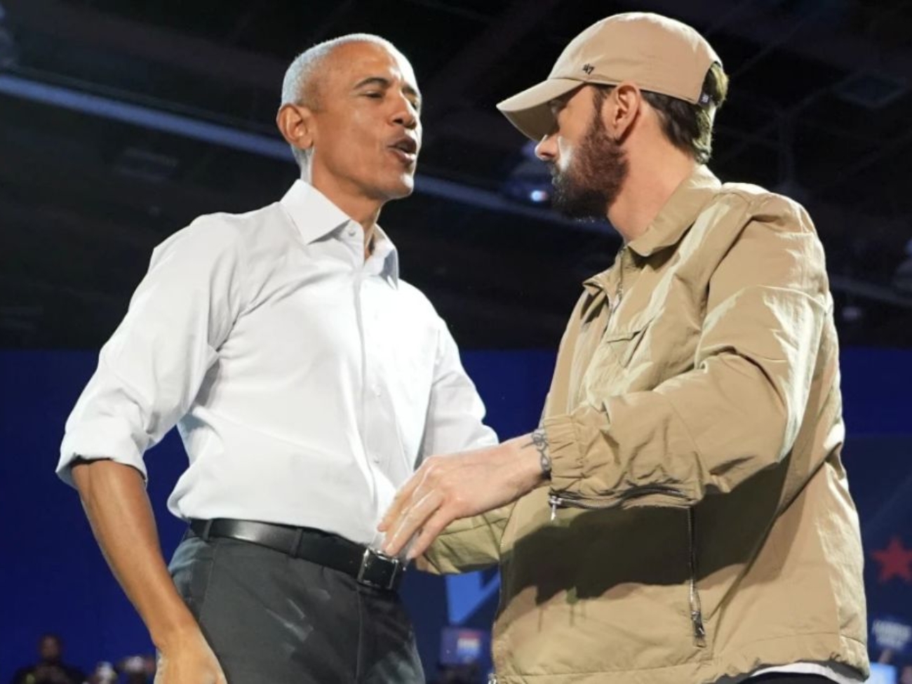 eminem-expresa-apoyo-a-harris-en-evento-junto-a-barack-obama-161068 (1)