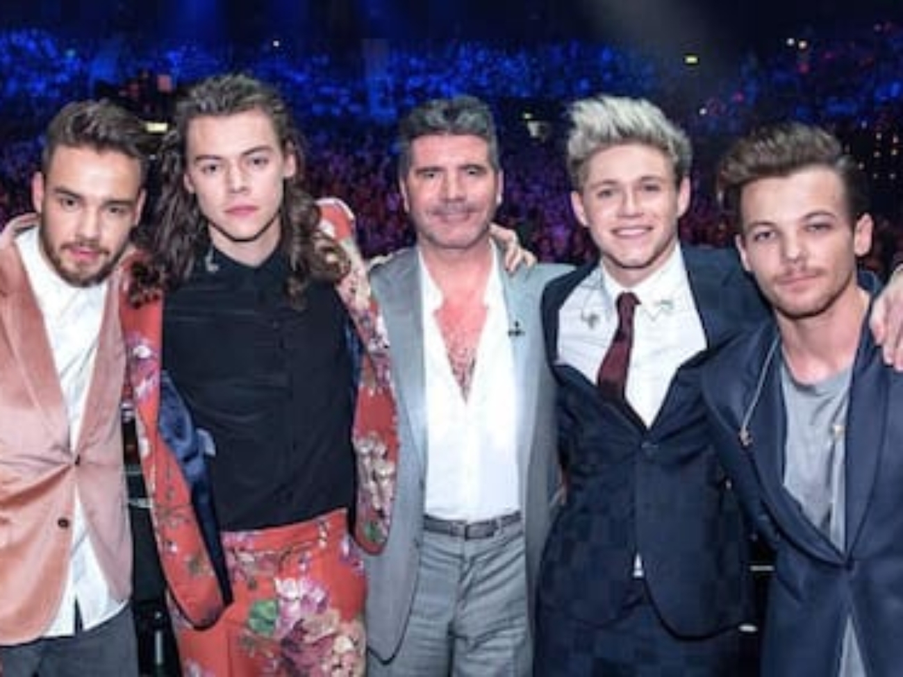 simon-cowell-junto-a-cuatro-de-los-one-direction-DPZYVD5CWZFXLN2XAPO4HCP7HY