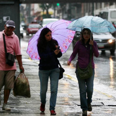 cortesia-lluvias-en-caracas-29514