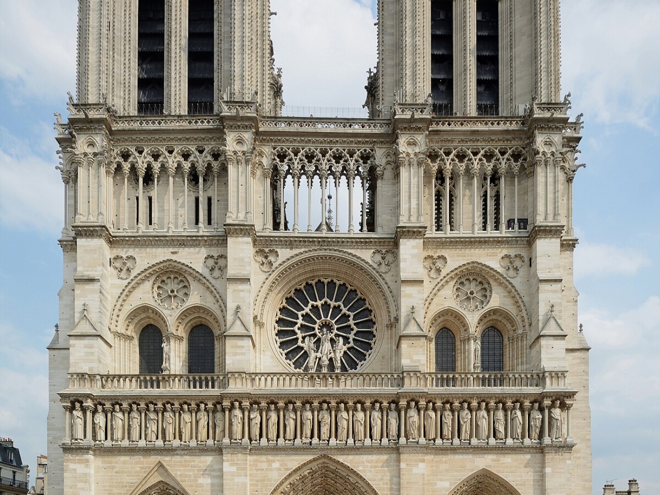 Notre-Dame_de_Paris_2013-07-24