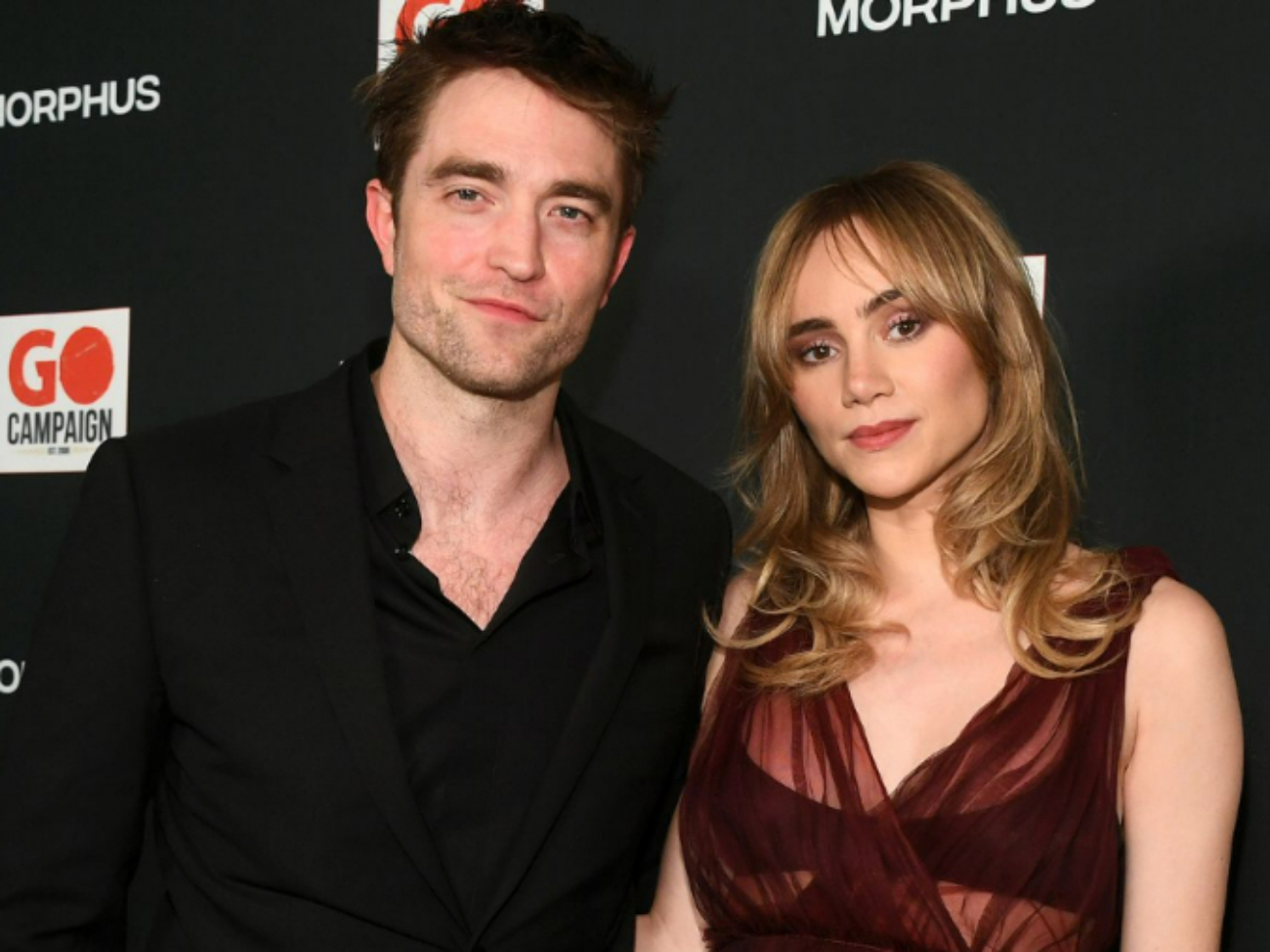 cortesia-robert-pattison-y-suki-waterhouse-34560 (1)