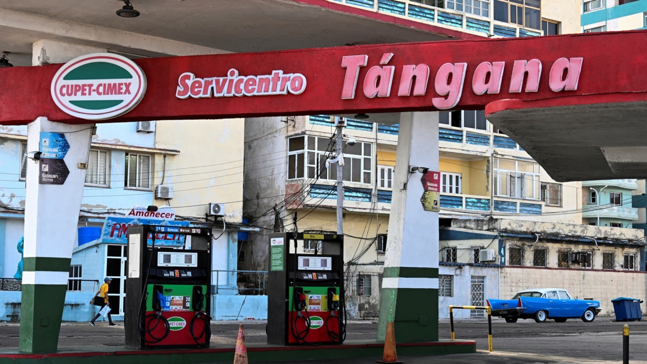 View of an empty gas station in Havana taken on December 11, 2024. - The Cuban government blames US sanctions for the island nation's worst economic crisis, with shortages of fuel, food, medicines and electricity. (Photo by YAMIL LAGE / AFP)