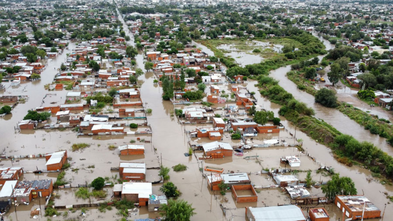 el-peor-temporal-en-un-siglo-deja-al-menos-10-muertos-en-la-ciudad-argentina-de-bahia-blanca-37719