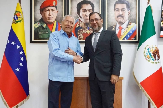 venezuela-y-mexico-consolidan-sus-lazos-en-reunion-diplomatica-39749 (2)