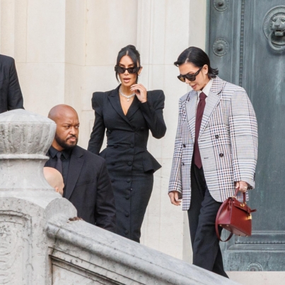 Paris (France), 13/05/2025.- US celebrity Kim Kardashian leaves the Paris Courthouse after testifying as part of the trial against suspects in the 2016 armed robbery against her, in Paris, France, 13 May 2025. US celebrity Kardashian testified at Paris court in the trial against 10 suspects accused of stealing jewelry valued at millions during her stay at an apartment in the October 2016 Paris Fashion Week. (Moda, Francia) EFE/EPA/SADAK SOUICI