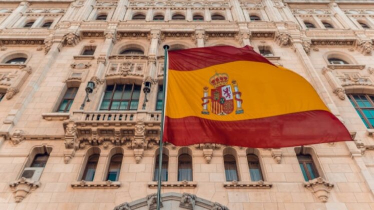 Bandera-Espana-747x420