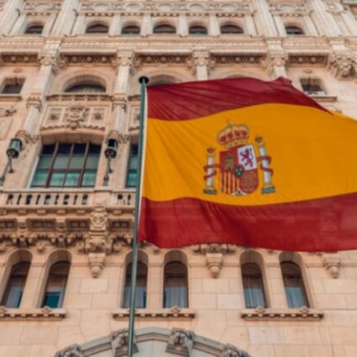 Bandera-Espana-747x420