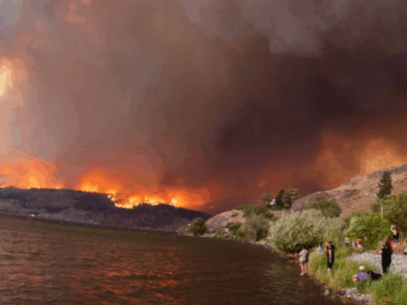 Incendio-Canada-747x420