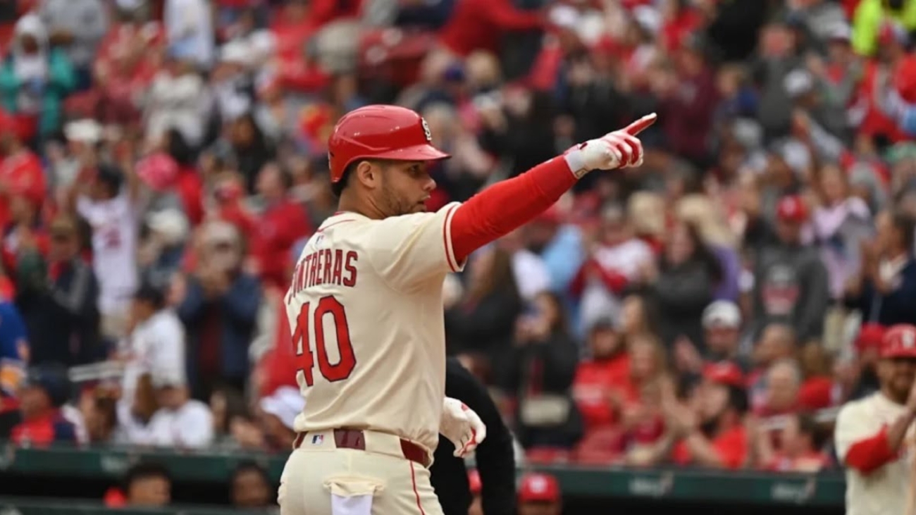 Willson-Contreras-dejo-su-average-en-.252-y-su-OPS-en-.727-Alec-Burleson-tambien-pego-un-jonron-por-los-Cardenales-Foto-Archivo