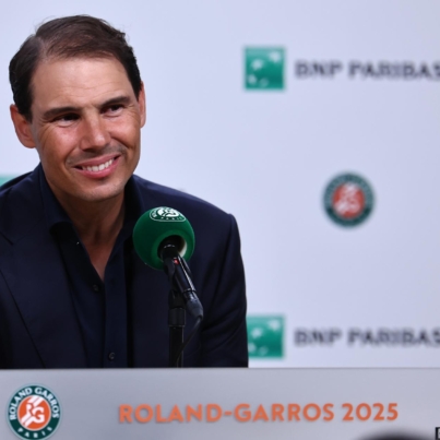 PARIS (France), 25/05/2025.- Spanish tennis player Rafael Nadal gives a press conference after his honouring ceremony at the Court Philippe Chatrier at the French Open Grand Slam tennis tournament at Roland Garros in Paris, France, 25 May 2025. Nadal made his first appearance at the French Open in 2005 and won the title 14 times. (Tenis, Abierto, Francia) EFE/EPA/CHRISTOPHE PETIT TESSON