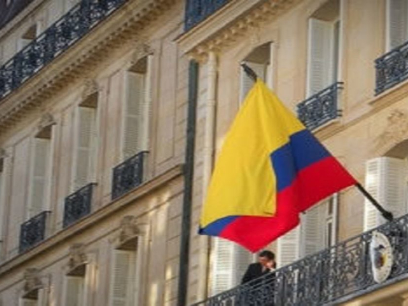 cancilleria-colombia-300x250-44-2