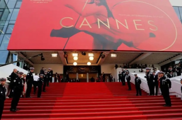 cannes-supera-un-gran-apagon-y-se-prepara-para-la-gala-de-la-palma-de-oro-176208
