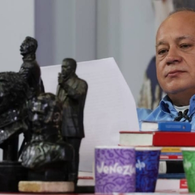 conductor-del-programa-con-el-mazo-dando-diosdado-cabello-rondon-174873
