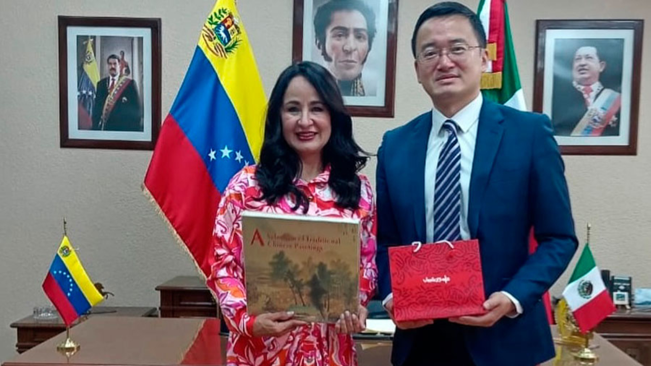 embajadora-de-venezuela-en-mexico-sostuvo-encuentro-con-encargado-de-negocios-de-china-41290