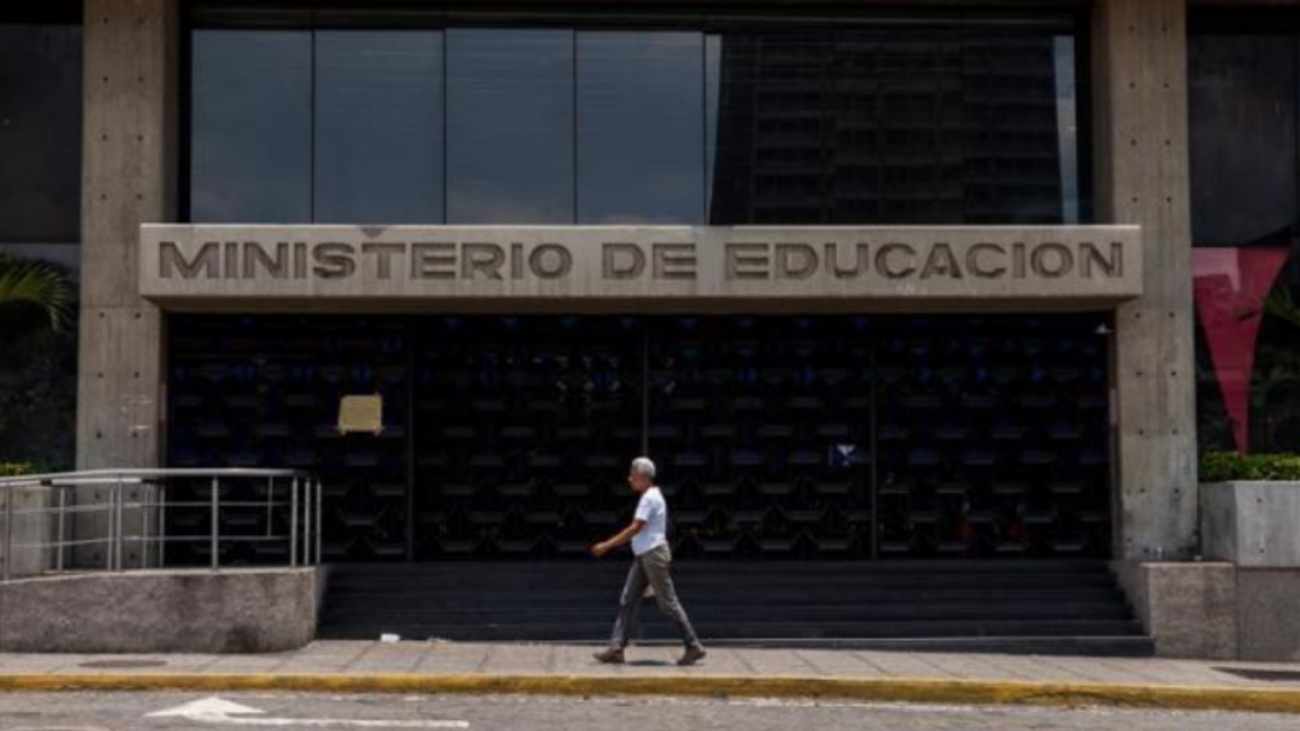 ministerio-de-educacion-anuncia-suspesion-de-la-clases-en-todo-el-pais-por-las-elecciones-175936