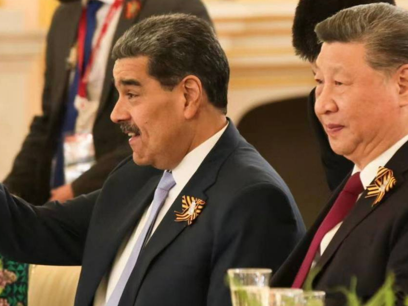 nicolas-maduro-y-xi-jinping-41077