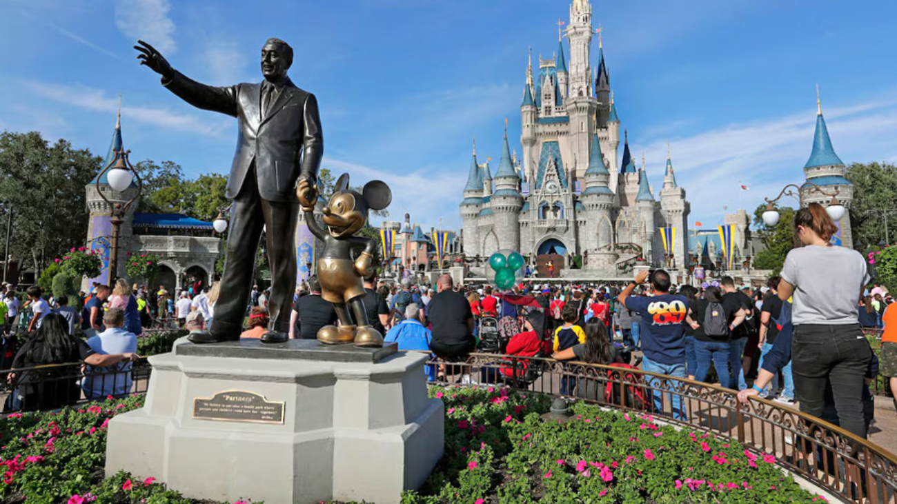 trabajadores-demandan-a-disney-por-obligarlos-a-mudarse-a-florida-23881