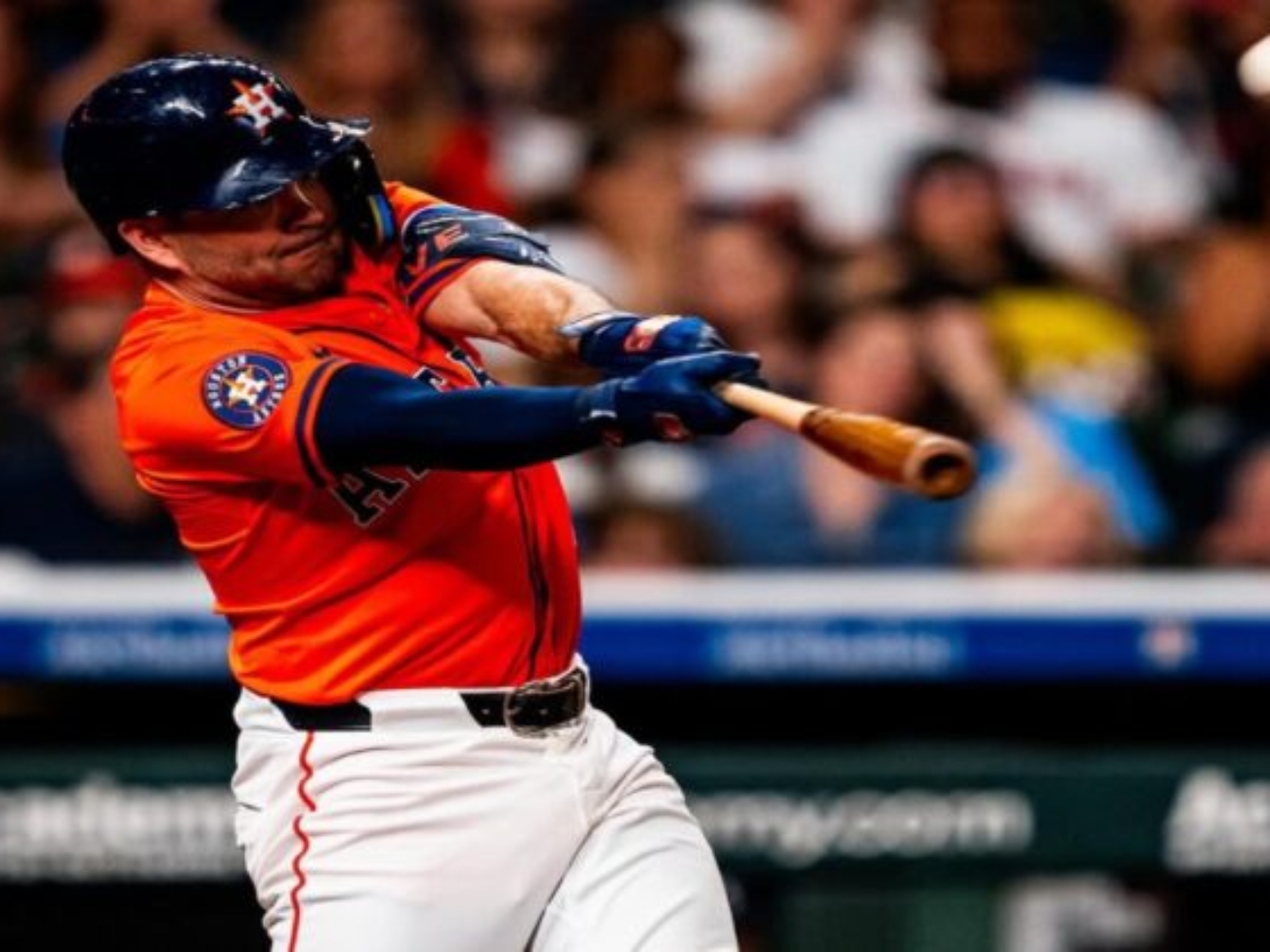 How-can-you-not-vote-for-this-man-VoteAltuve-⭐️-Link-in-bio-1-747x420