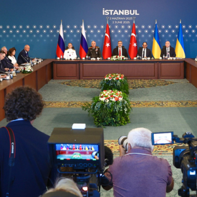 cortesia-negociaciones-en-estambul-entre-rusia-y-ucrania-42545