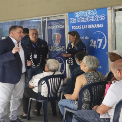en-chacao-mas-de-4500-vecinos-se-benefician-con-la-entrega-de-medicamentos-para-enfermedades-cronica-177471 (1)