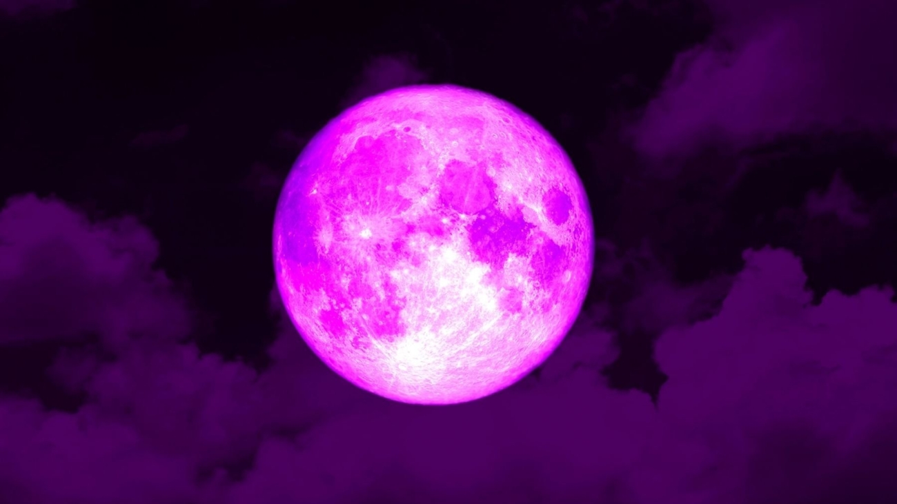 la-luna-de-fresa-esta-cerca-cuando-verla-y-por-que-se-llama-asi-la-primera-luna-llena-de-junio