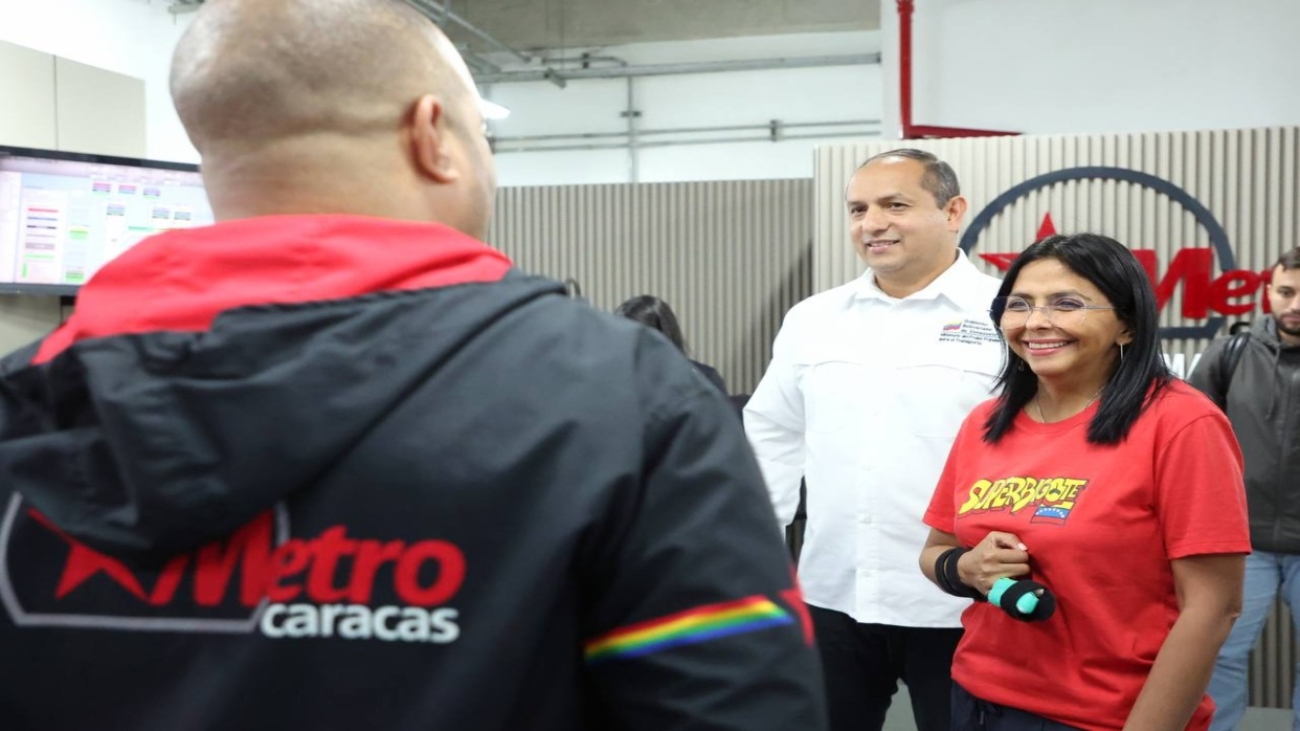 plan-metro-se-mueve-contigo-delcy-rodriguez-superviso-funcionamiento-del-sistema-cabletren-en-petar-177124