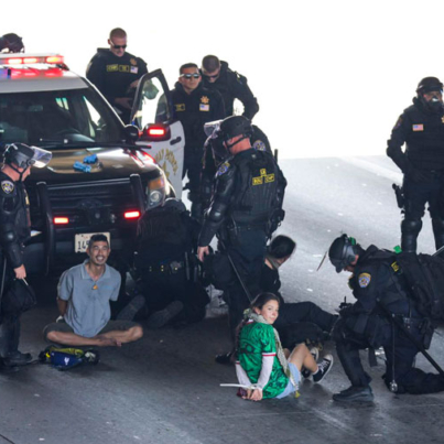 protestas-en-los-angeles-en-contra-de-las-medidas-migratorias-de-trump-cortesia-efe-42874