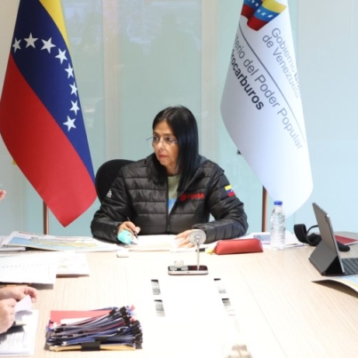 reunion-de-trabajo-dominical-con-el-consejo-de-viceministros-del-sector-hidrocarburos-42532