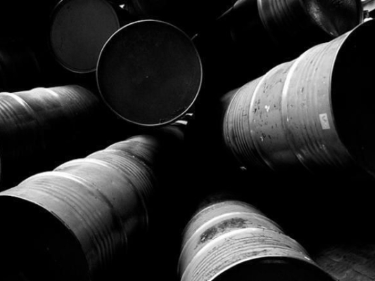 tsize_600x400_PETROLEO-BARRILES
