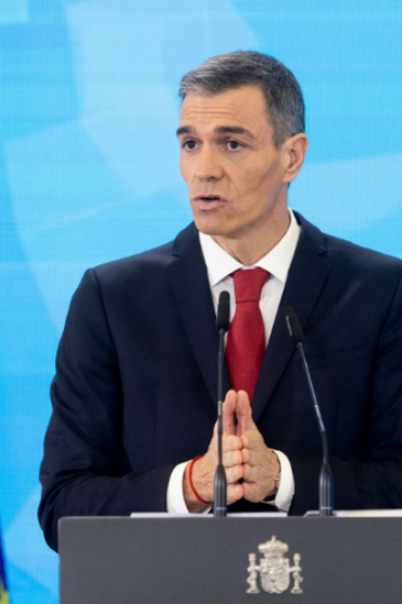 el-gobierno-de-espana-rebaja-al-10--el-iva-de-los-carburantes-la-luz-y-el-gas-57978