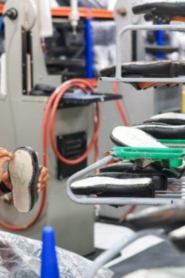 empleada-de-la-empresa-scady-58033