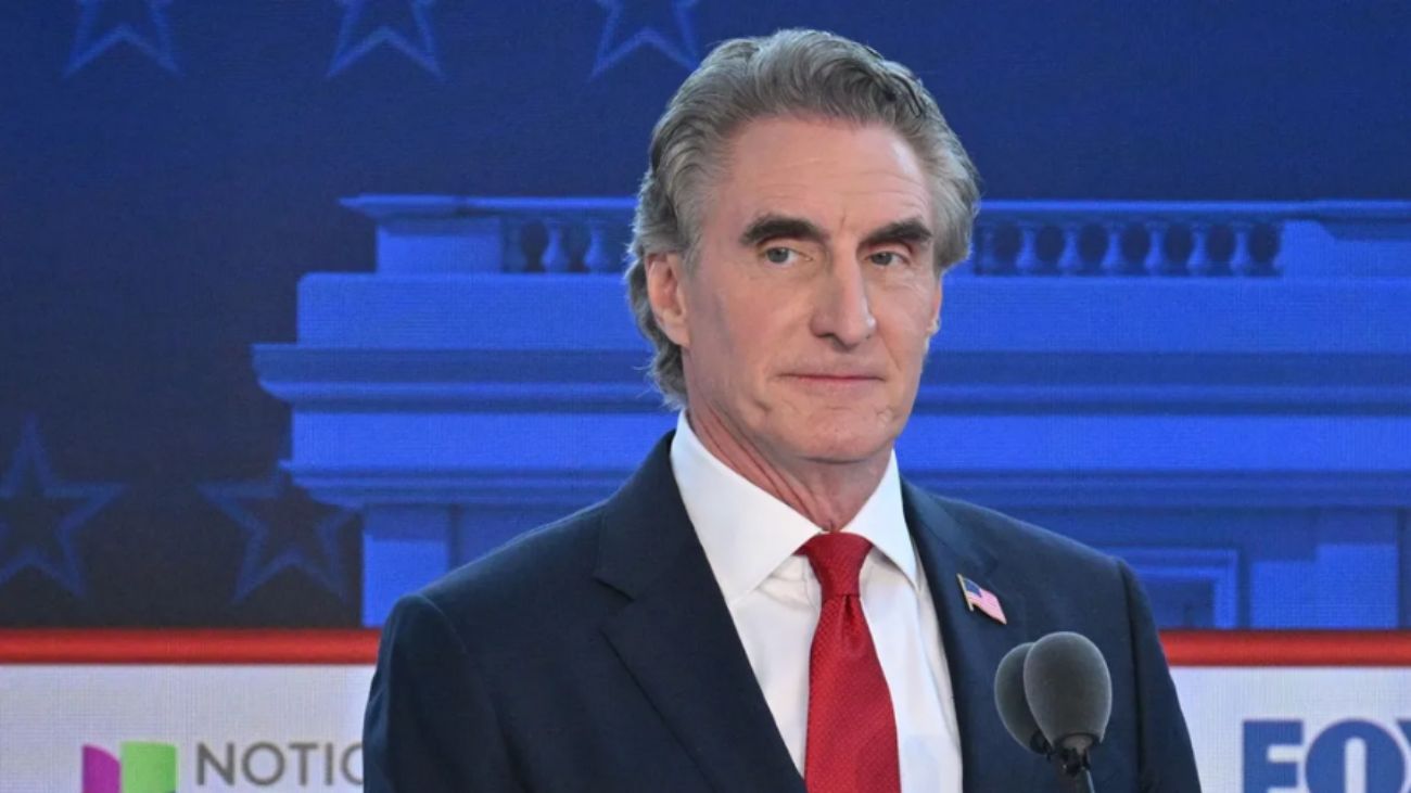 secretario-del-interior-de-estados-unidos-doug-burgum-54339