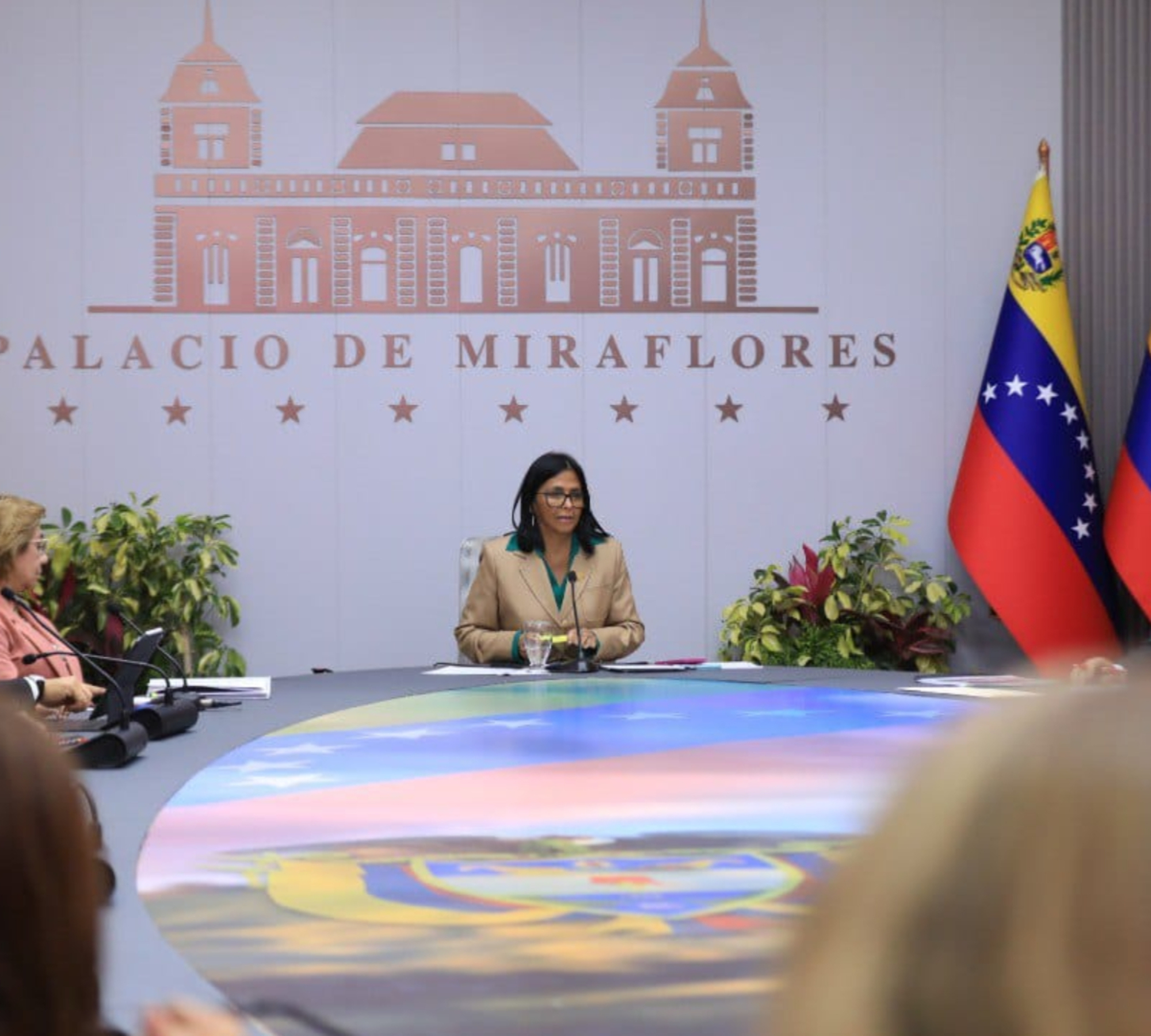 venezuela-exige-a-trump-cese-de-sanciones-57648