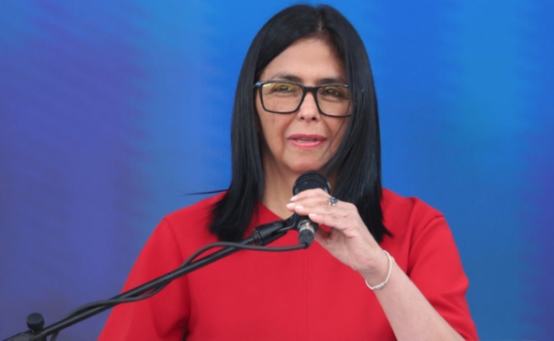 "Extendemos nuestros deseos de buena voluntad, así como a los asistentes a la Cena de Corresponsales. La violencia nunca será una opción para quienes defendemos las banderas de la paz", escribió la mandataria en sus redes sociales