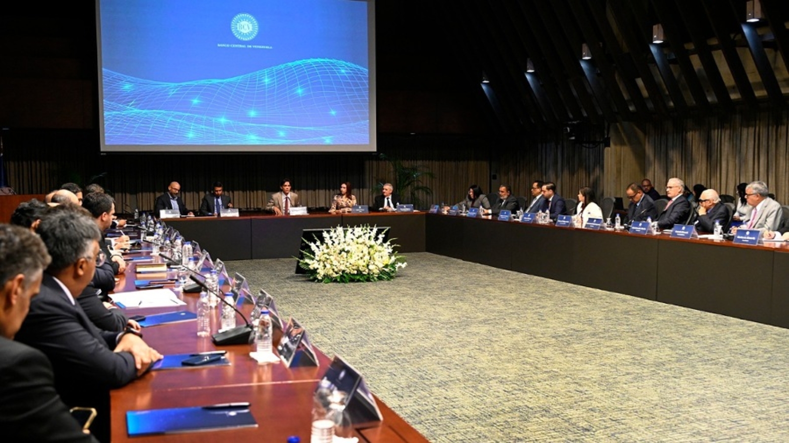 bcv-proyecta-periodo-de-estabilidad-cambiaria-y-descenso-inflacionario-59905