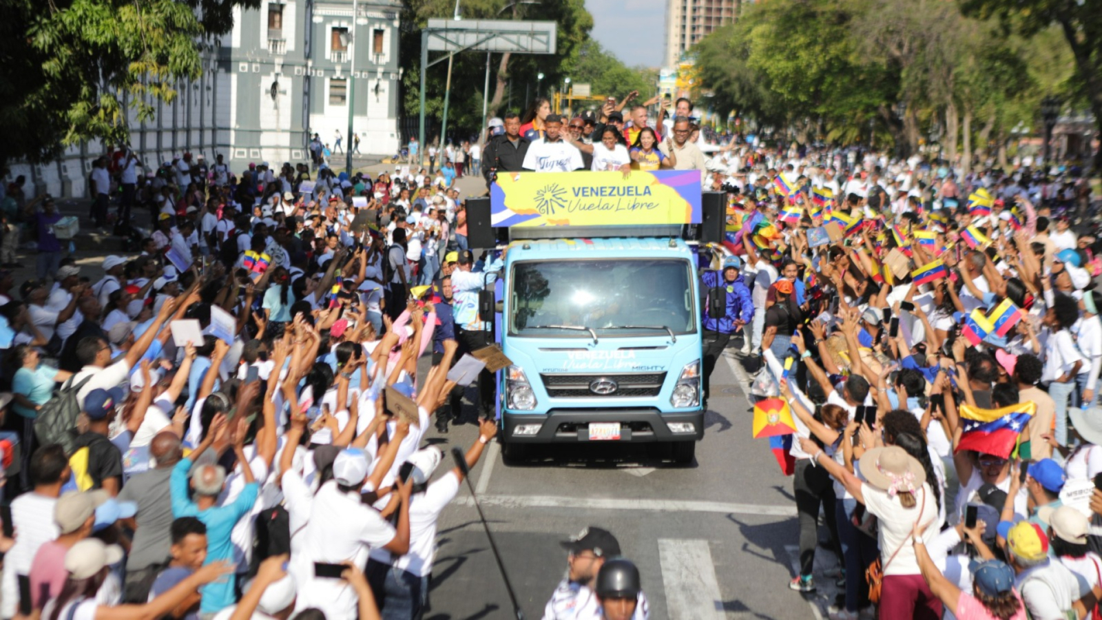 caravana-en-maracay-cortesia-60045
