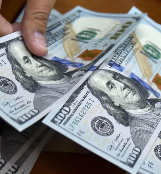 cnne-1276332-dolares-varios