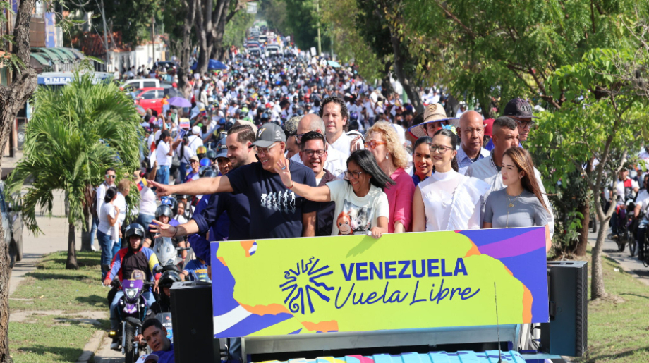 delcy-rodriguez-en-la-gran-peregrinacion-por-una-venezuela-libre-de-sanciones-y-en-paz-lara-59745