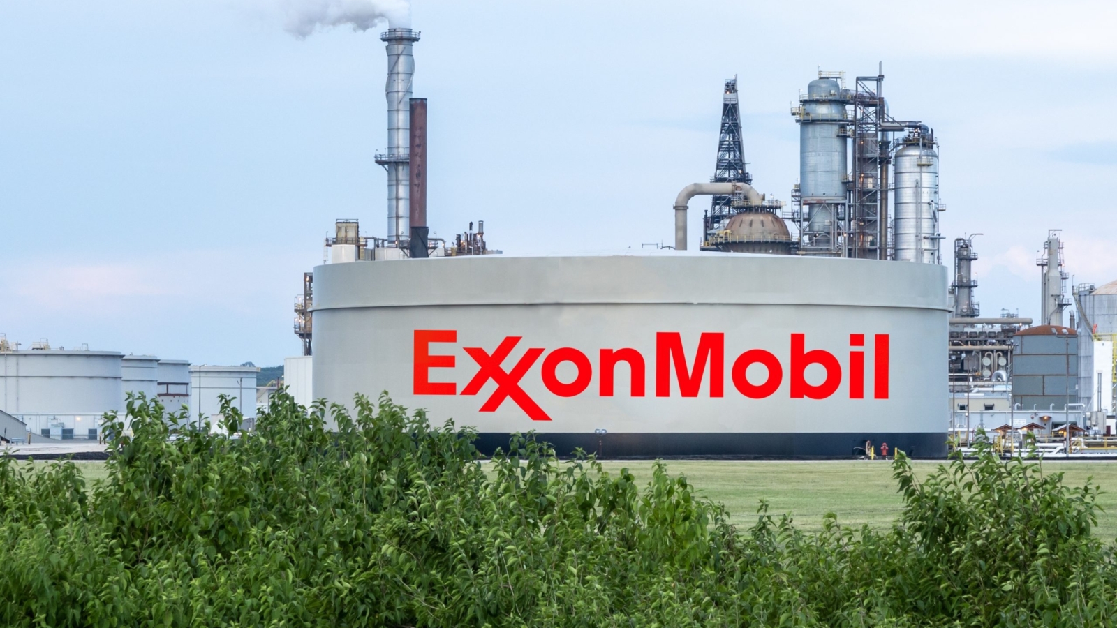 Exxon-scaled-1