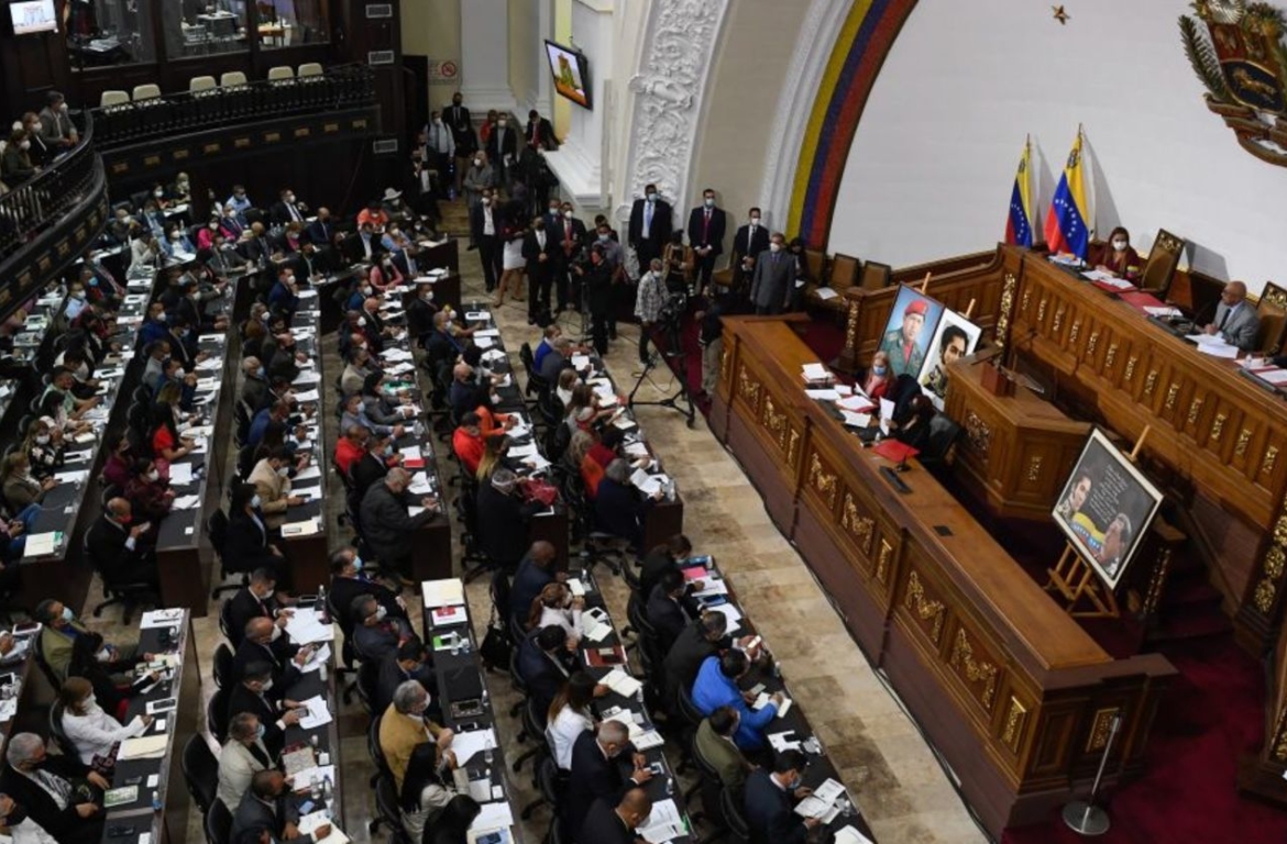 cnne-937045-asamblea-nacional-venezuela-comision