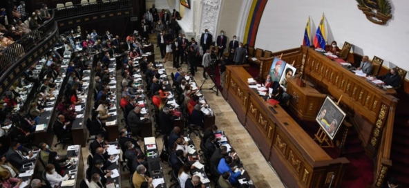 cnne-937045-asamblea-nacional-venezuela-comision