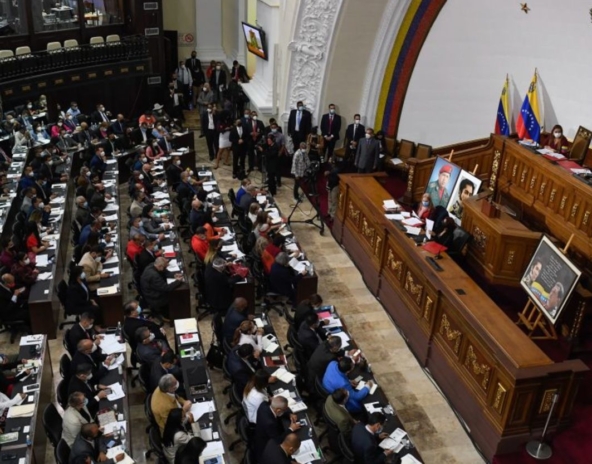 cnne-937045-asamblea-nacional-venezuela-comision