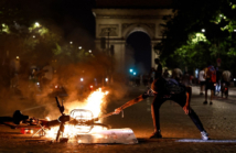 disturbios-en-paris-tras-victoria-del-psg-en-la-final-de-la-champions-61740