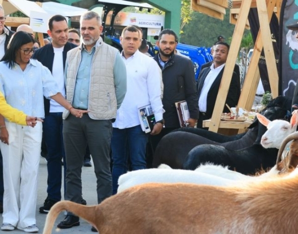 durante-la-inauguracion-de-la-iv-expo-feria-nacional-bufalina-caprina-y-ovina-2026-60802