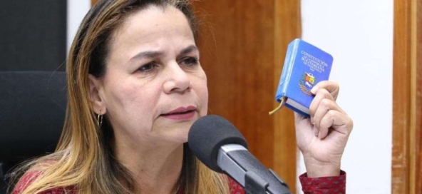 iris-varela-delcy-rodriguez-es-la-unica-persona-responsable-de-dirigir-al-pais-60646 (1)