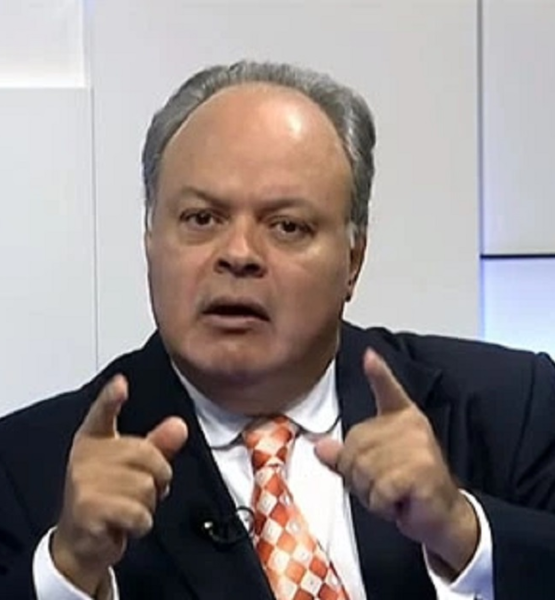 victor-manuel-garcia-4760.webp