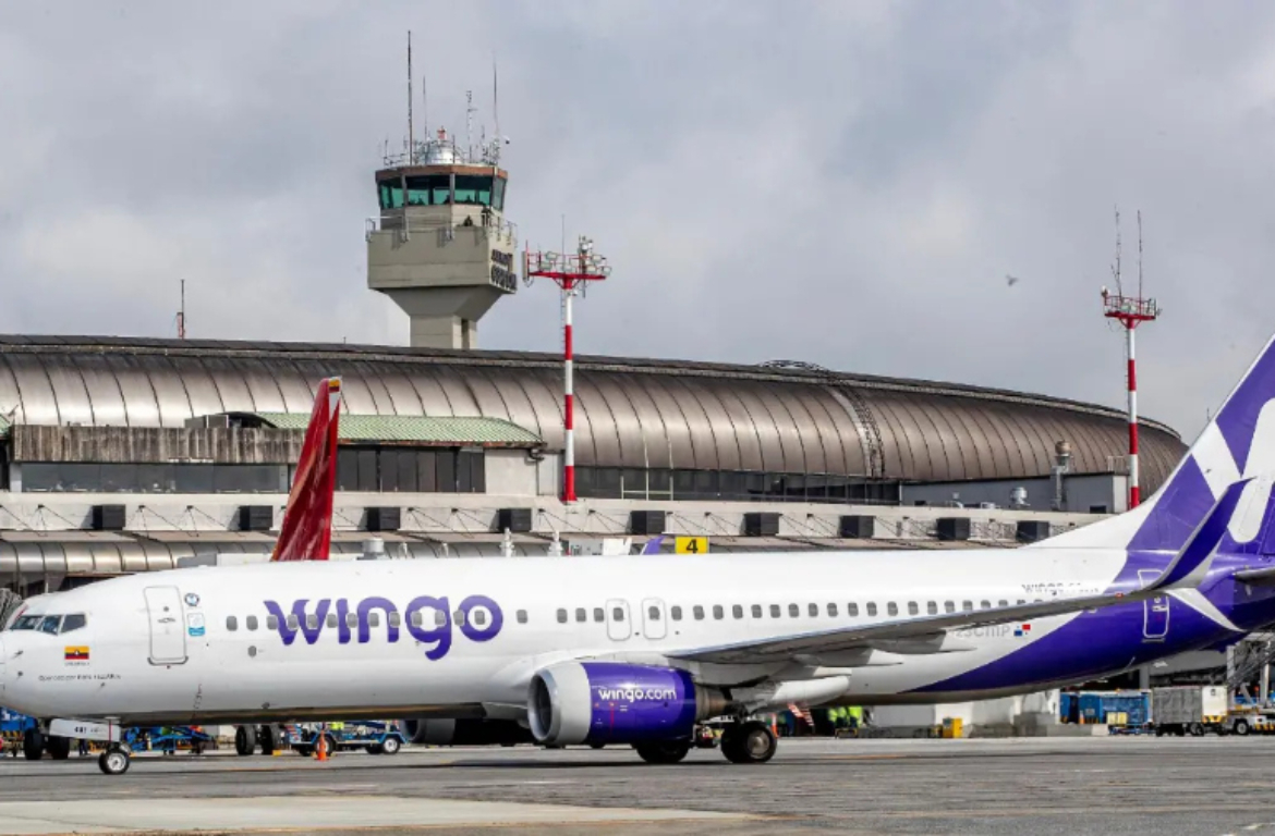 avion-de-la-aerolinea-wingo-61839